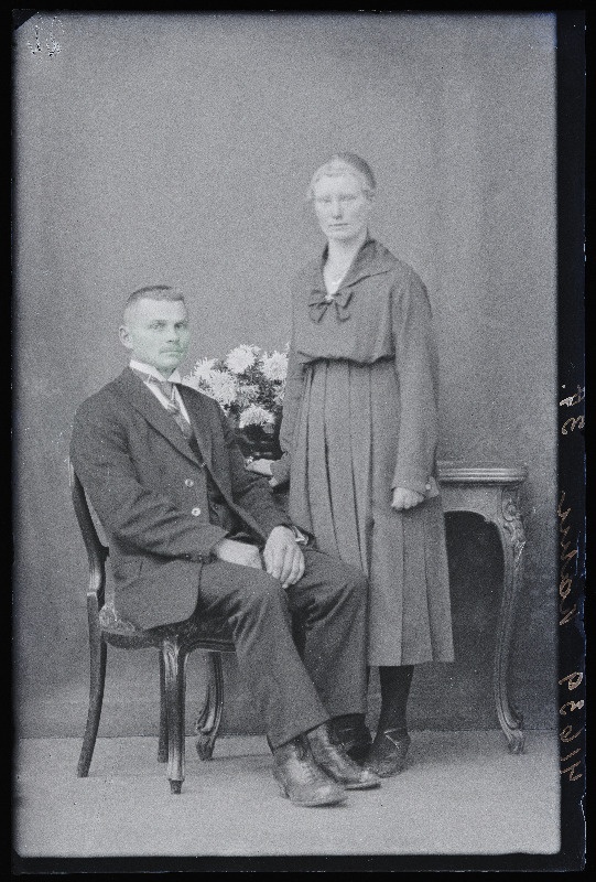 Kahu naisega.