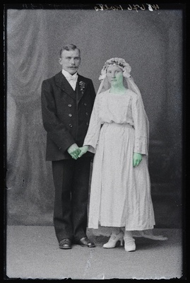 Noorpaar, Jakob Kolts abikaasaga.  duplicate photo