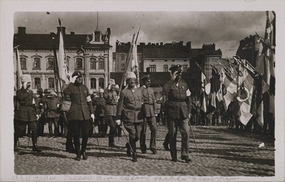 Akseli Gallen-Kallela and General Carl Gustaf Mannerheim during a White Guard parade at the Helsinki Railway Square 1919, 1919  duplicate photo