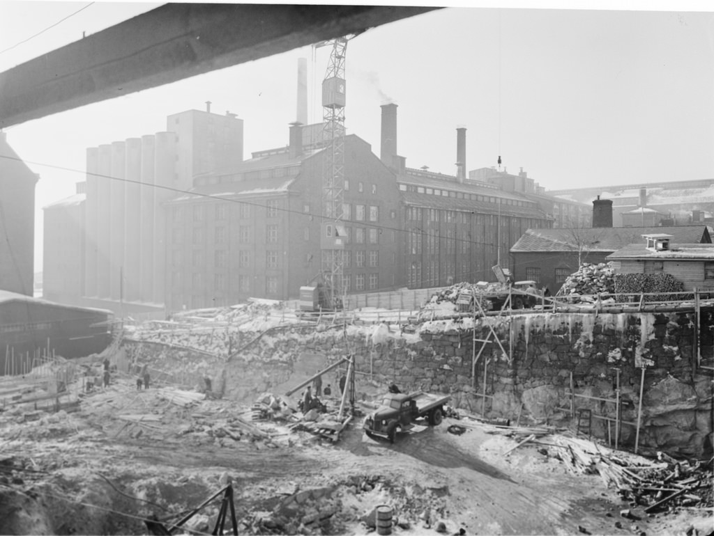 Collection of Consumer County Centre D1974_33_7726F
