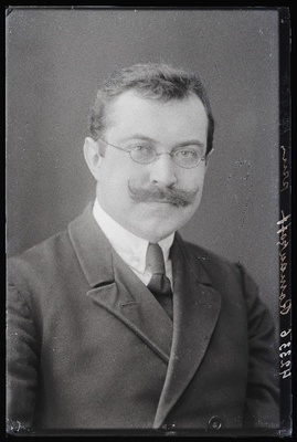 Romanzoff (Romanzov).  duplicate photo