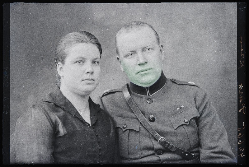 3. Suurtükiväerügemendi sõjaväeametnik Juhan Burk (Purk) naisega.