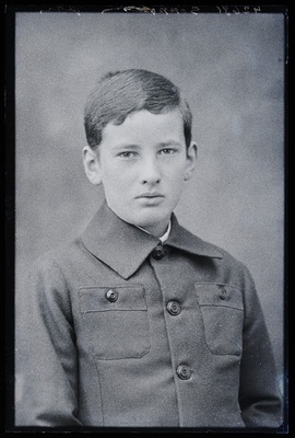 Koolipoiss Sepp.  duplicate photo