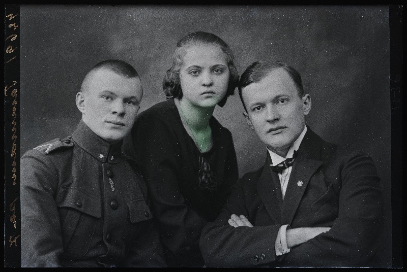 Grupp inimesi, (foto tellija Tammann).