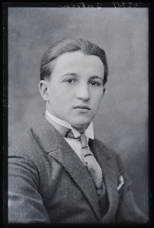 Elmar Sutska.