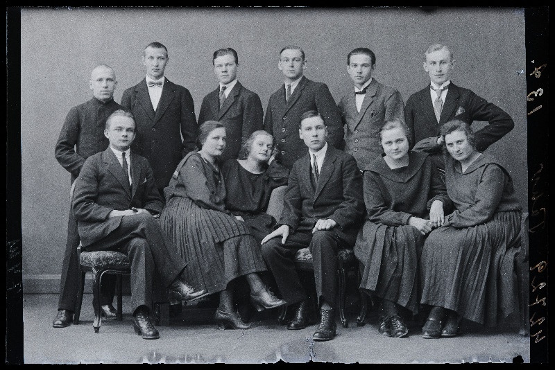 Grupp inimesi, (foto tellija Tohv).