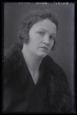 Elsa Allik.  duplicate photo