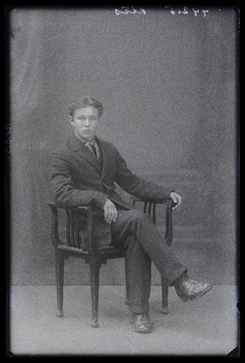 Hans Kits.  duplicate photo