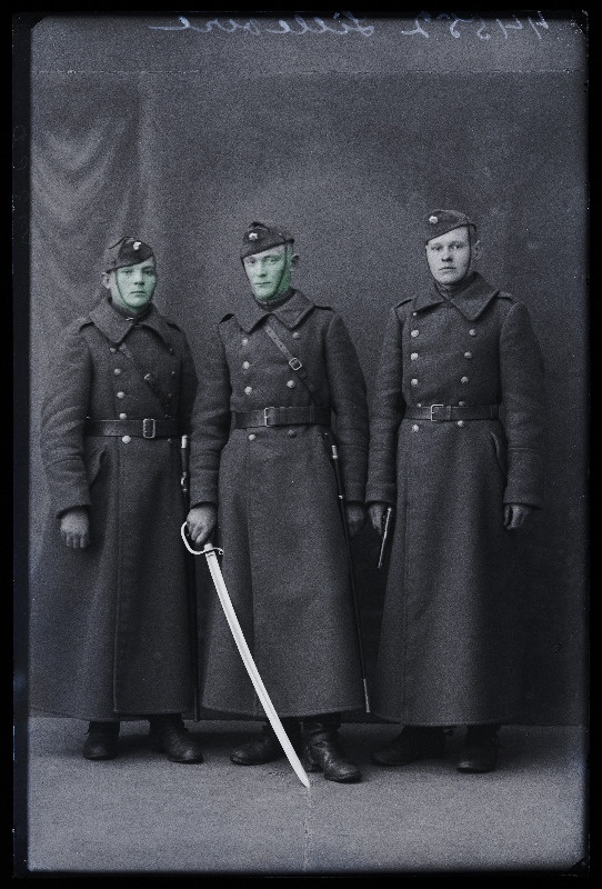 Grupp sõjaväelasi, (foto tellija Lillevere).