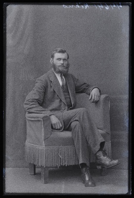 Joh. Kihno.  duplicate photo