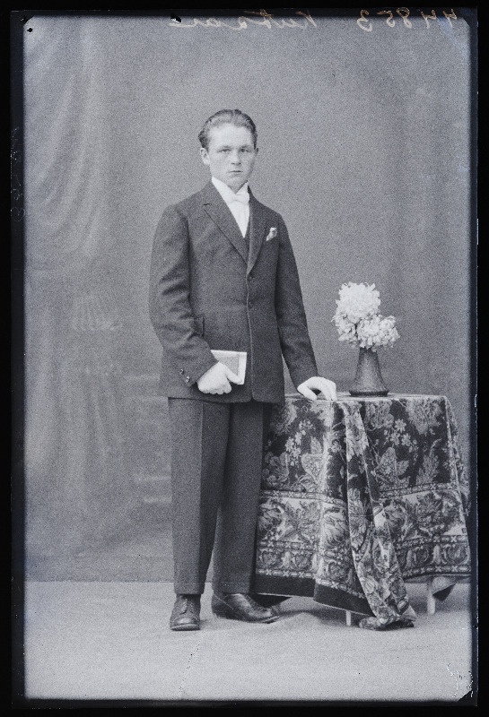 Leerilaps Hans Kutsar.