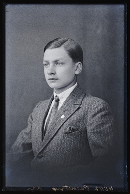 Parnitzky.  duplicate photo