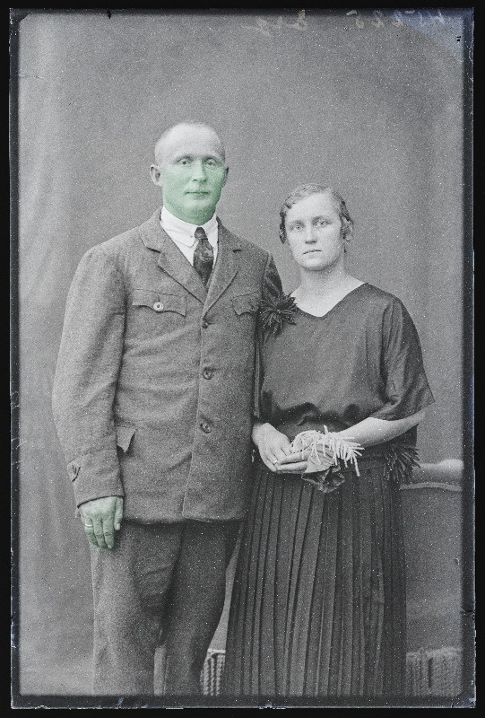 Erg naisega.