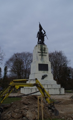Estonia : Rakvere monument for those who fell in the war of freedom rephoto