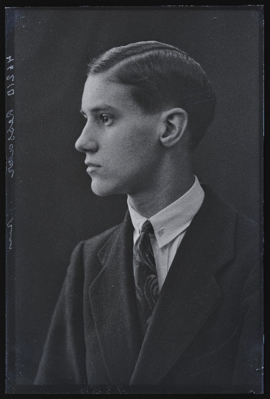 Hans Ressaar.
