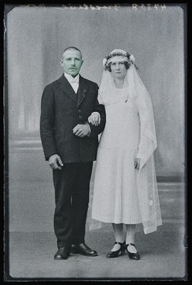Noorpaar Grossthal.  duplicate photo