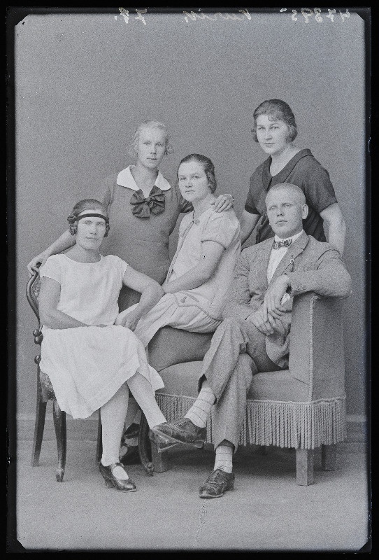 Grupp inimesi, (foto tellija Kurik).