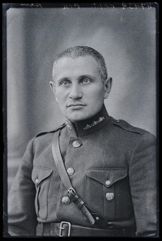 Kaitseliidu Sakalamaa Maleva pealik kapten Rudolf Beck.