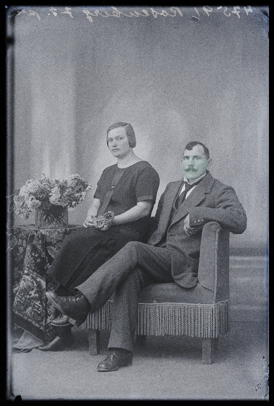 Rosenberg naisega.