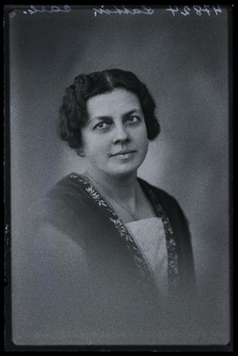 Agnes Alice Margarethe Lattik.  similar photo