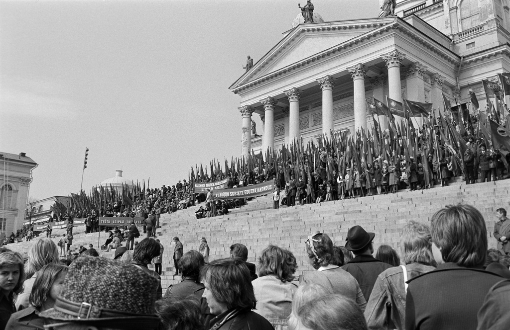SKDL foam party at the Senate