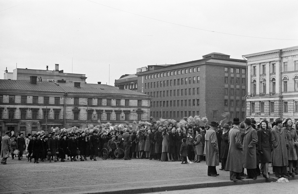 Vappukue arrives to the Senate Minister for the left-wing joint fog party