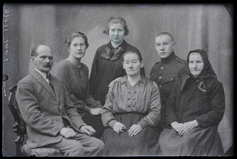 Perekond Saar.