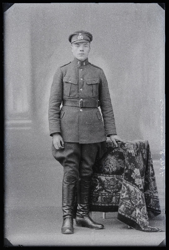 Sõjaväelane Kristjan Minnus,  Sakala Jalaväerügement.