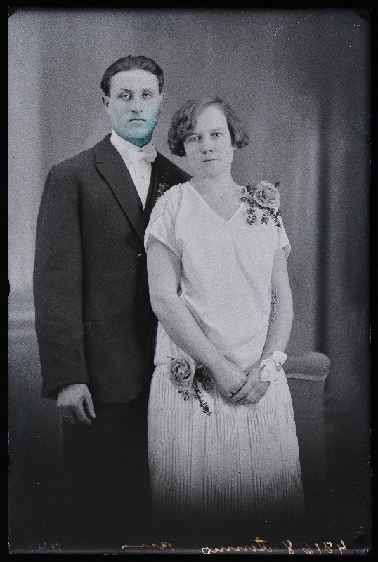 Annus naisega.
