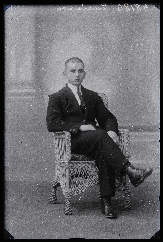 Jürisson.