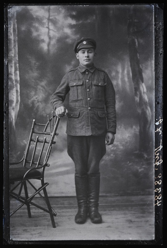 Sõjaväelane, (22.03.1927 fotokoopia, tellija Ant).