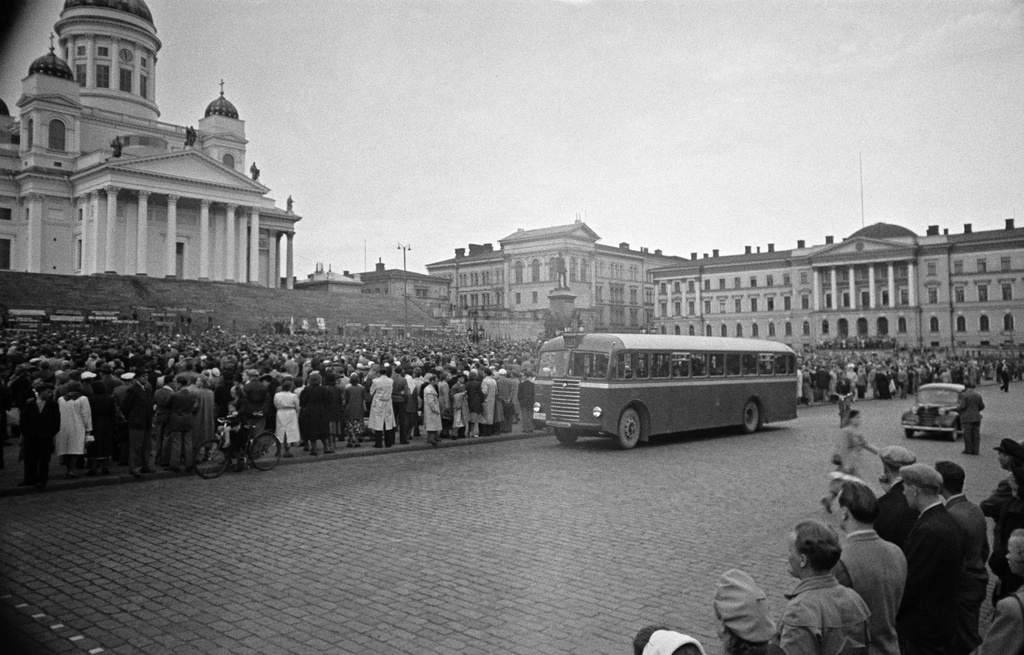 Memorial event for the people who died in the Kemi strike at the Senate.