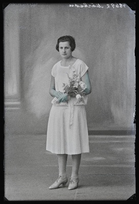 Leerilaps Märtson [Martson].  similar photo