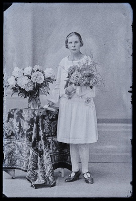 Leerilaps Linda Tamm.  duplicate photo