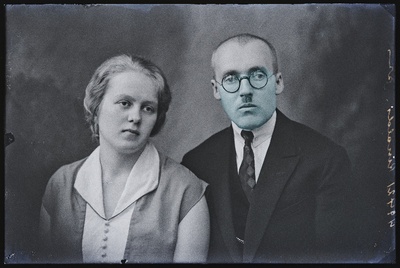 Rinaldi naisega.  similar photo