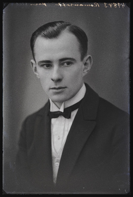 Romanzoff (Romanzov).