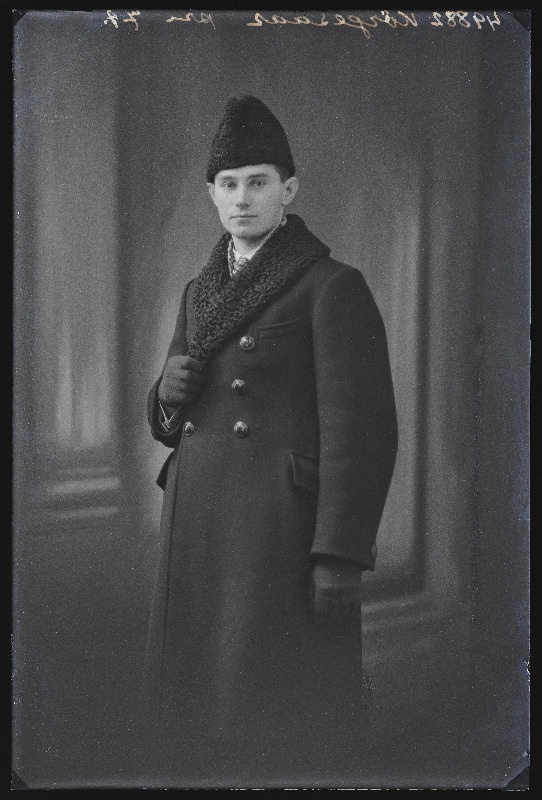 A. Kõrgesaar, (Koigi postkontor).