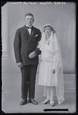 Noorpaar Ilves.  duplicate photo