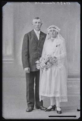 Noorpaar Kambek.  duplicate photo
