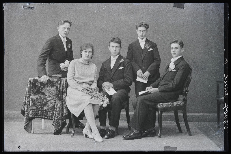 Grupp leerilapsi, (foto tellija Laul).
