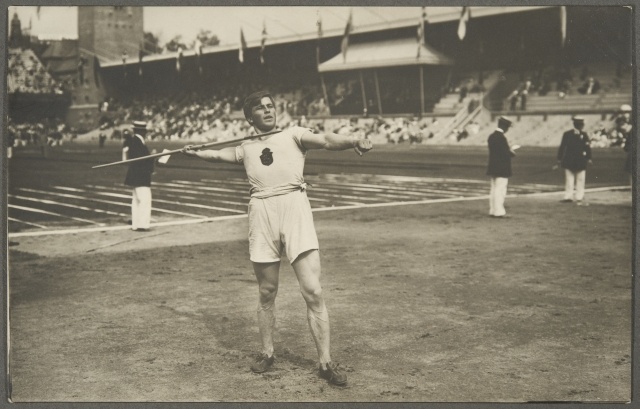 Julius Saaristo, gold medalman of the Olympics in both hands of the Stockholm Olympics