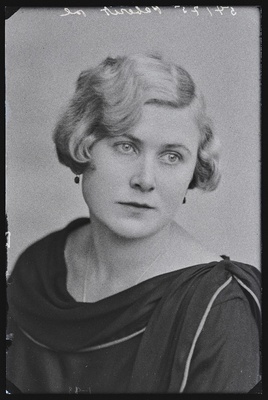 Paberit.  similar photo