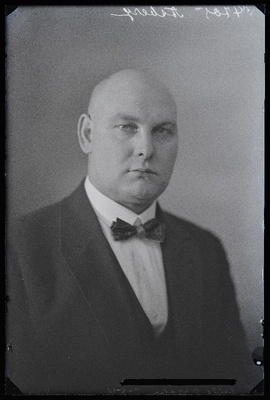 Koolivalitsuse juhataja, linnavalitsuse liige Aleksander Asberg (Aspre).  duplicate photo