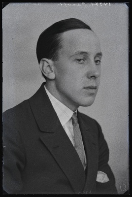 Panoff (Panov).  duplicate photo