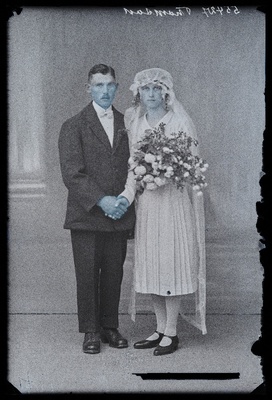 Noorpaar Thomson.  duplicate photo