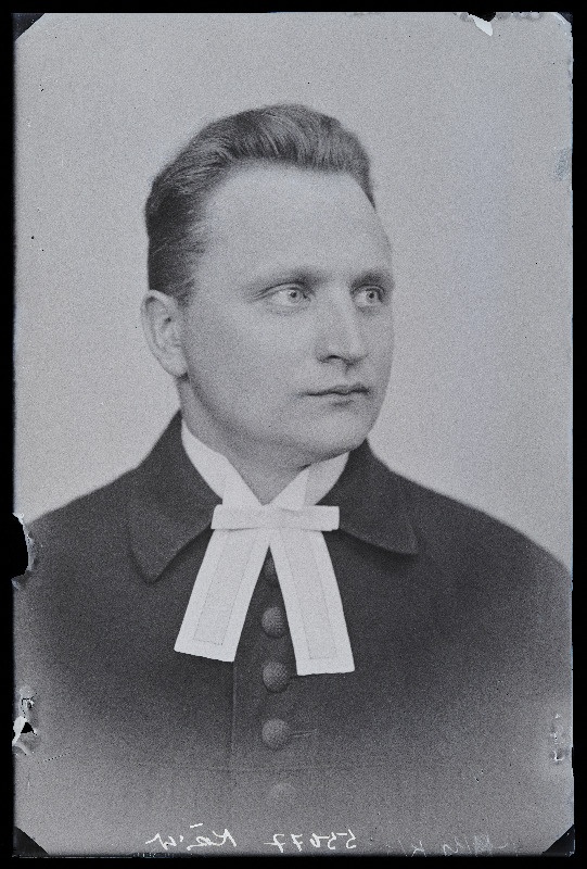 Halliste Püha Anna koguduse abiõpetaja Alfred Kõiv.