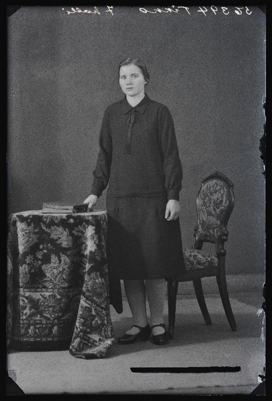 Hilda Tikko, (Kaarli vald, Araku talu).