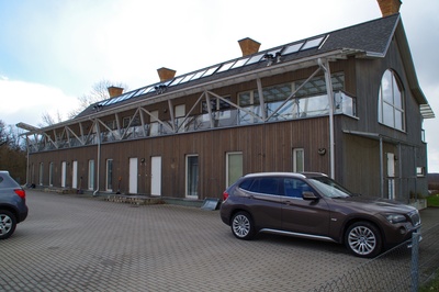 Apartment building in Rakvere on Upus Street, view of the building. Ab Künnapu & Padrik: Vilen Künnapu rephoto