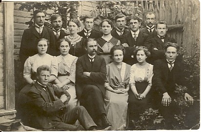 foto, Koeru haridusseltsi näitlejad ja laulukoor 1915.a.
