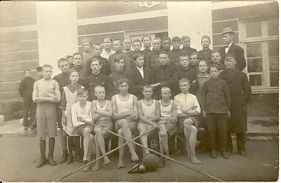 foto, Aruküla kooli kergejõustikumeeskond 1921.a.